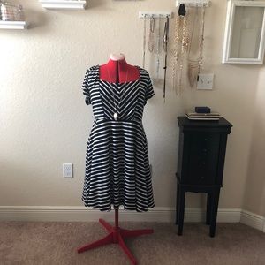 Plus size dress with Stripes